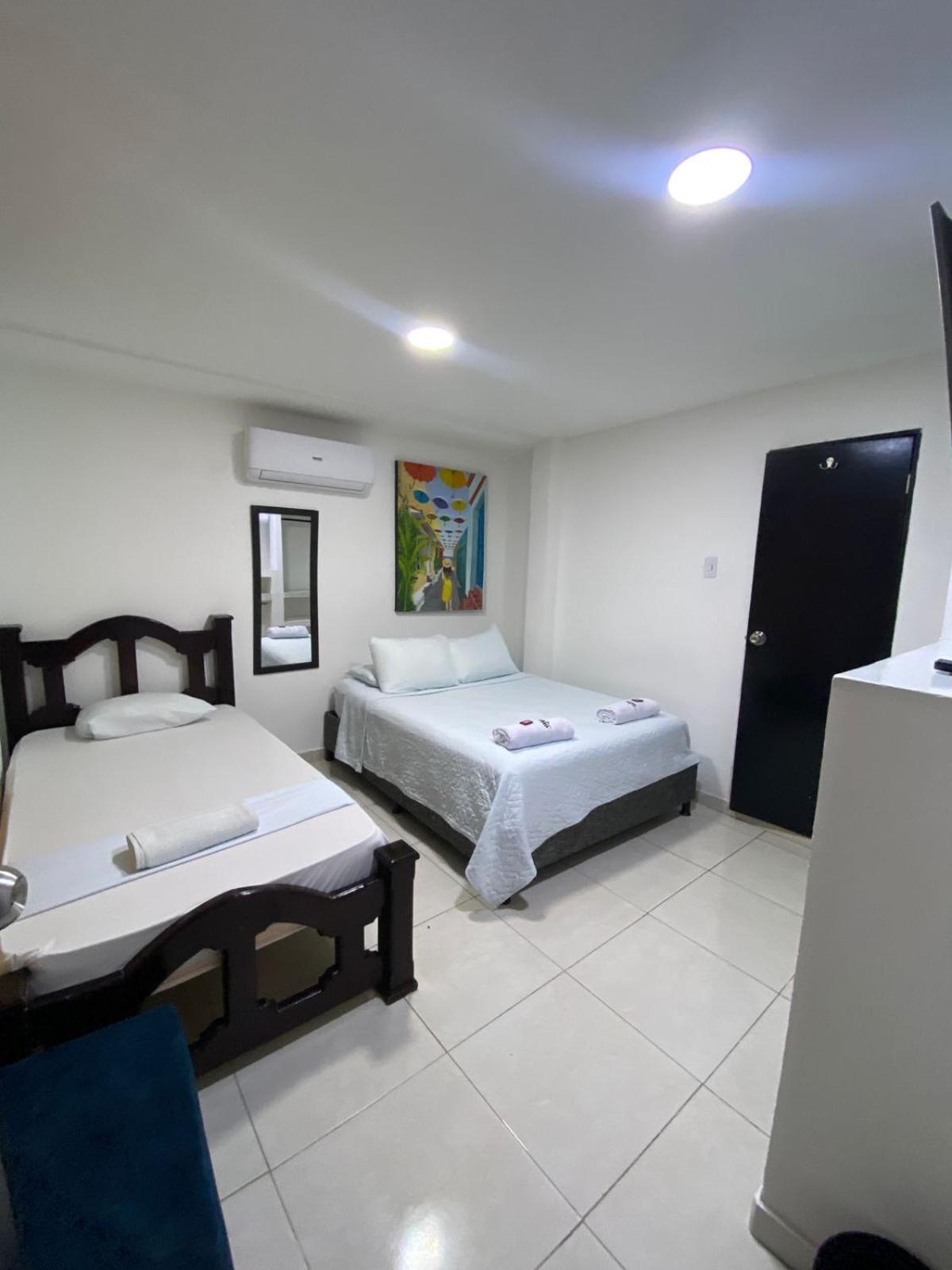 Privatunterkunft Blue Diamond House *
